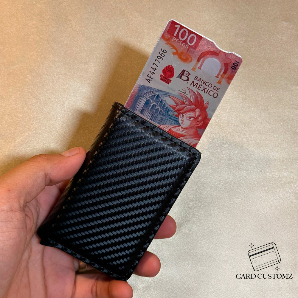 BILLETE DE GOKU STICKER DE VINIL HOLOGRÁFICO PARA TARJETAS